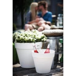 Elho Loft Urban Round Wheels 40 White -Tuin & Buiten elho loft urban round wheels 40 white 1519726057 1 l